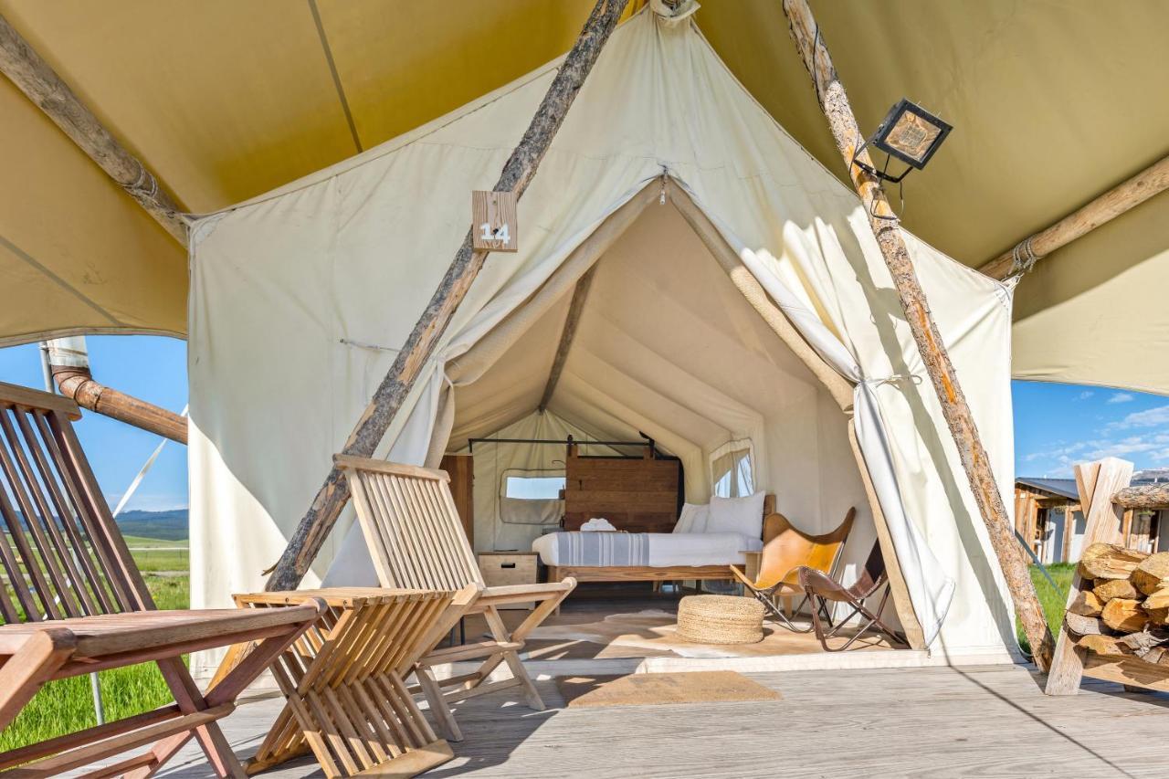 Under Canvas ウェスト・イエローストーン エクステリア 写真
