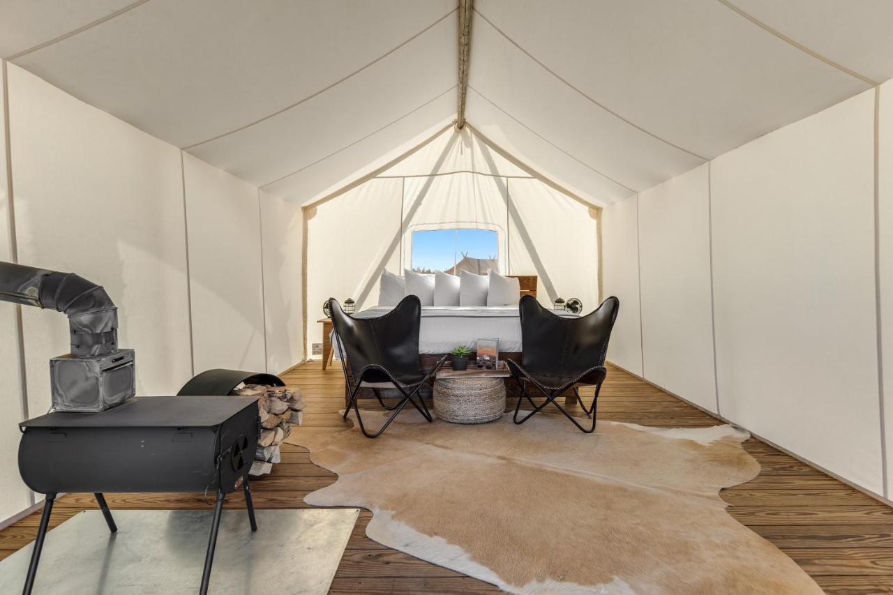 Under Canvas ウェスト・イエローストーン エクステリア 写真